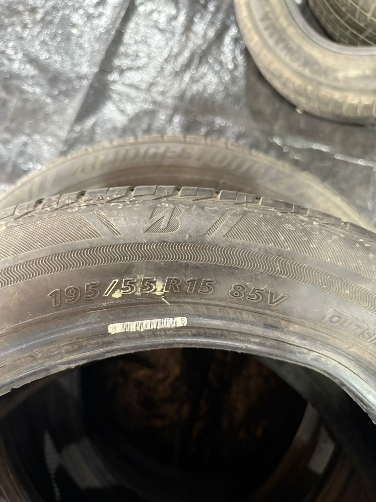195/55R15 BRIDGESTONE AND EUROPS USED TYRES - Image 2